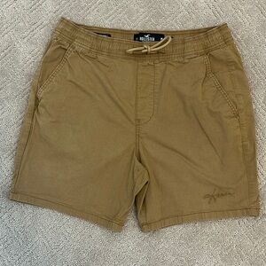 Men’s Hollister tan shorts size medium